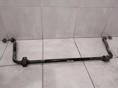 Aston Martin Vantage V12 Stabilizator tylny 8D33-5A771-AA Stabilizator tylny