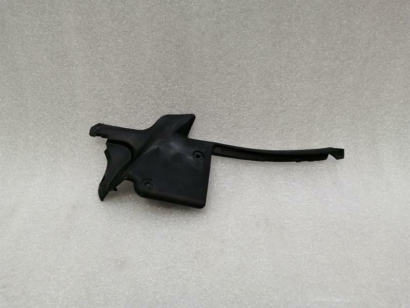Aston Martin Vantage V12 Right Door Seal 6G33-C20920-BB Door Seal Exterior Mirror Brand/Model: ASTON MARTIN VANTAGE
Year: 2011
En...
