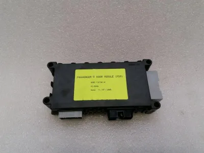 ASTON MARTIN DB9 COUPE elektroniskie moduļi 4G43-13C790-AF vadības bloka DURVIS