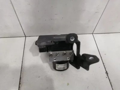 ASTON MARTIN DB9 COUPE A.B.S Pump 4G43-2C405-AA ABS Pump HYDRAULISK BLOCK