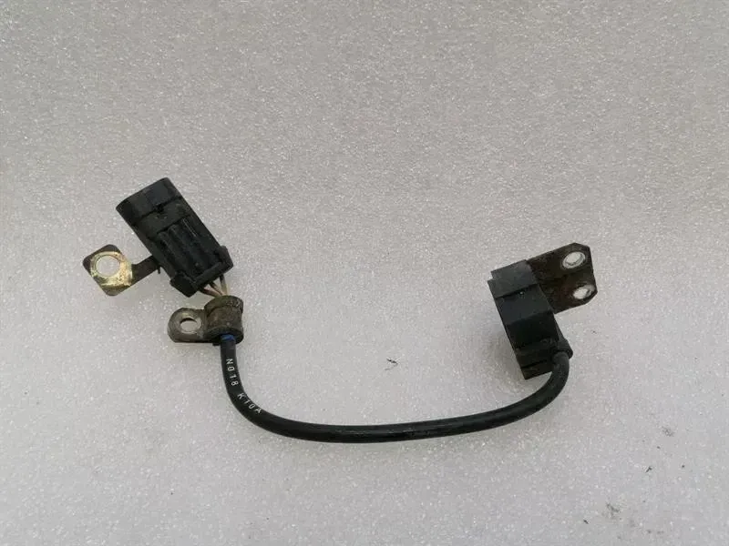 Ferrari 612 Scaglietti F137 Sensor 198773 Brand/Model: FERRARI 612 SCAGLIETTI F137
Engine...