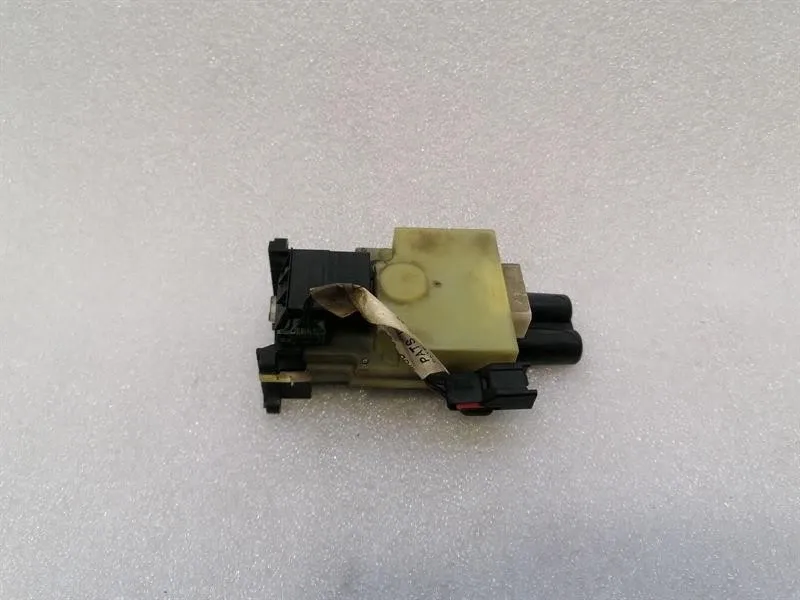 Aston Martin Rapid AMR EZS ED23-19H386-AD Ignition Lock