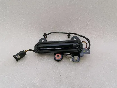Poignée de porte arrière gauche pour Aston Martin Rapide AMR 7G43-226A28-A