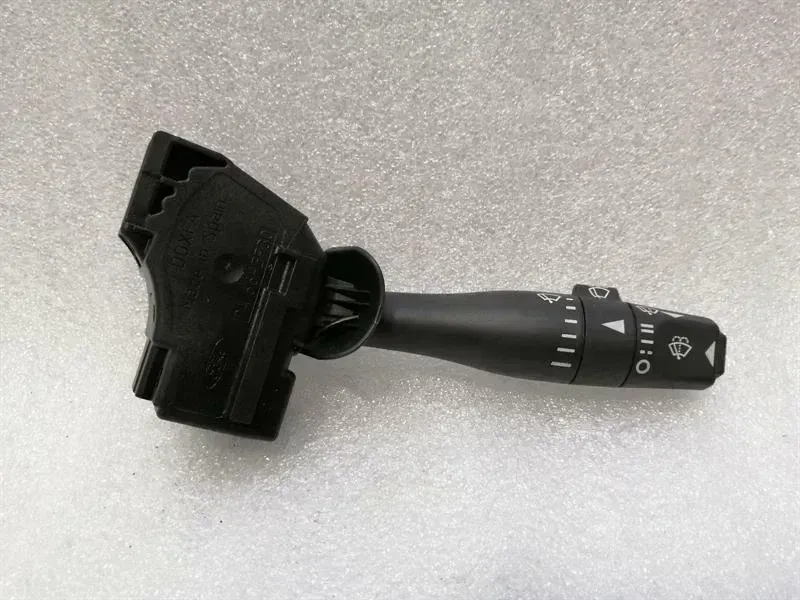 ASTON MARTIN VANTAGE Wiper Switch X43-17A553-AD Switch Windshield Wiper JAGUAR Brand/Model: ASTON MARTIN VANTAGE
Year: 2011
En...