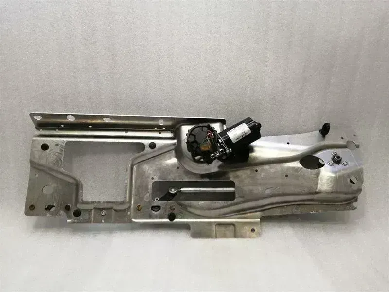Aston Martin Vantage V12 Front Wiper Motor CD43-17504-DA Wiper Motor Front RHD Brand/Model: ASTON MARTIN VANTAGE
Year: 2011
En...