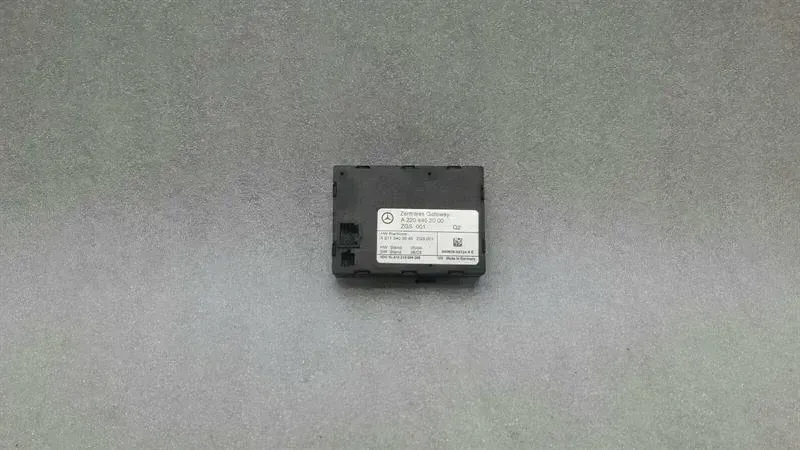 Mercedes-Benz C (W203) Electronic module Mercedes R230 Electronic Module A2204452000 Con...