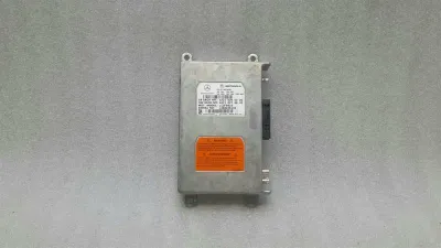 Mercedes SL R230 Communication Module A2218205226 Phone Control Unit