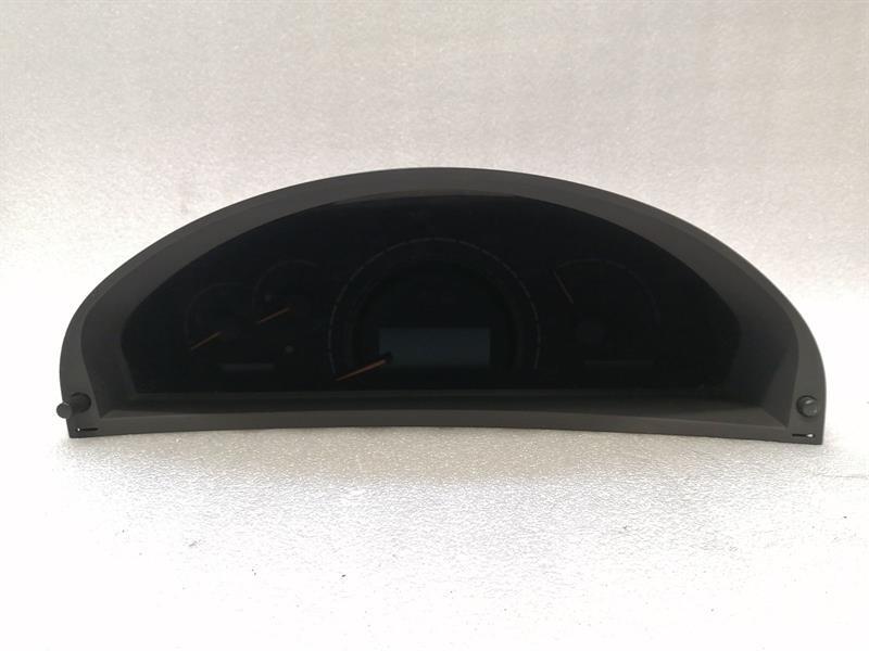 Mercedes-Benz A (W168) Mercedes S W220 S600 V12 Instrument Cluster A2205401647 Speedometer M275 MPH Body type: Saloon
Fuel: Petrol