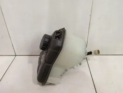 Maybach 62 V240 expansion tank A2405000049 expansion tank cooling water