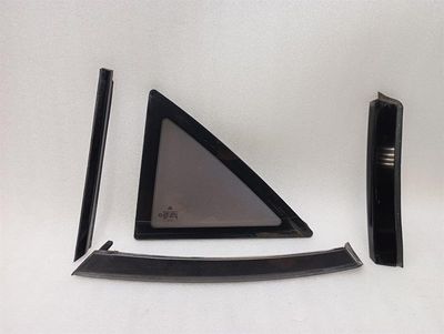 Vitre de custode arrière gauche Maybach 62 V240 a2406700112 vitre de porte 1/4 arrière gauche