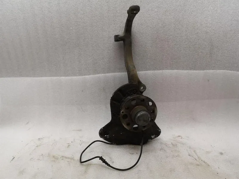 Mercedes CL W216 Left Front Hub A2213322901 Wheel Bearing Housing Front Left