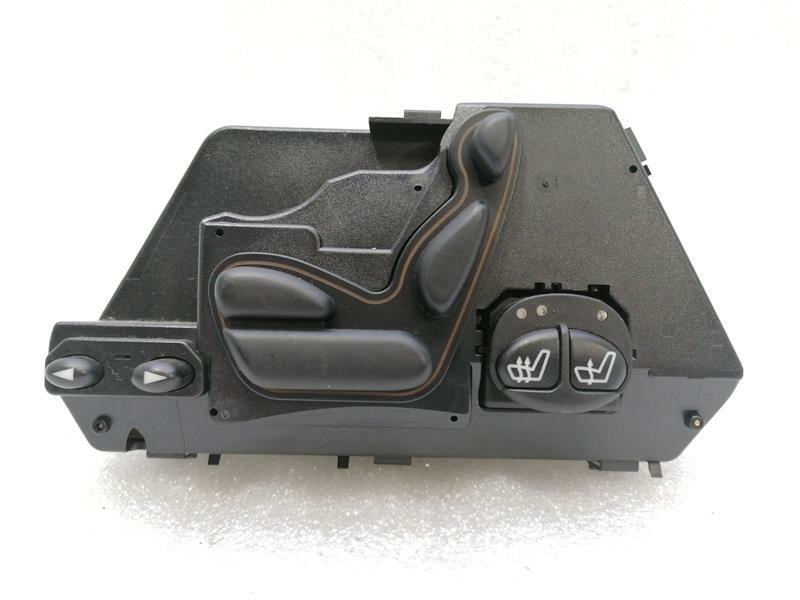 Mercedes-Benz A (W168) Mercedes S W220 rear right seat switch A2208212879 rear right seat switch Body type: Saloon
Fuel: Petrol
