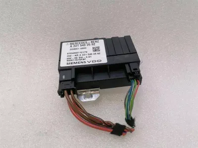 Mercedes S-class W221 electronic module A2215402562 control unit fuel pump
