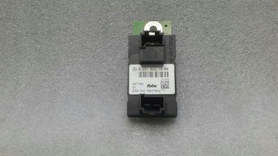 Mercedes S-klass W221 Antenn / Antenn A2218201889 Antennförstärkare