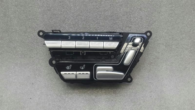 Mercedes S-Class W221 Seat Switch Right A2218707751 Right Seat Switch