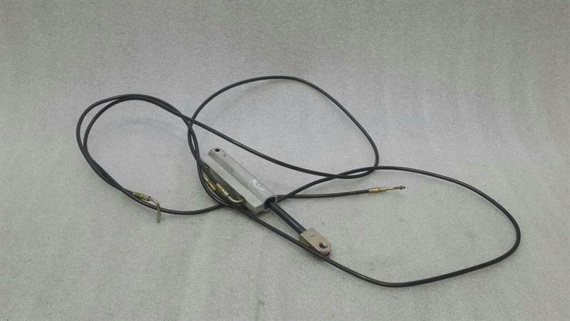 Mercedes-Benz A (W169) Mercedes SL R230 Left Hydraulic Cylinder A2308000972 Hydraulic Cylinder Left. Body type: Convertible
Fuel: Petrol
