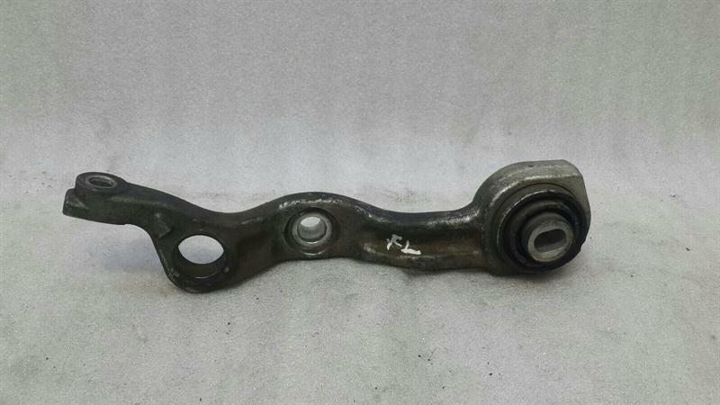 Mercedes SL R230 left front wishbone A2303303107 front left handlebar.