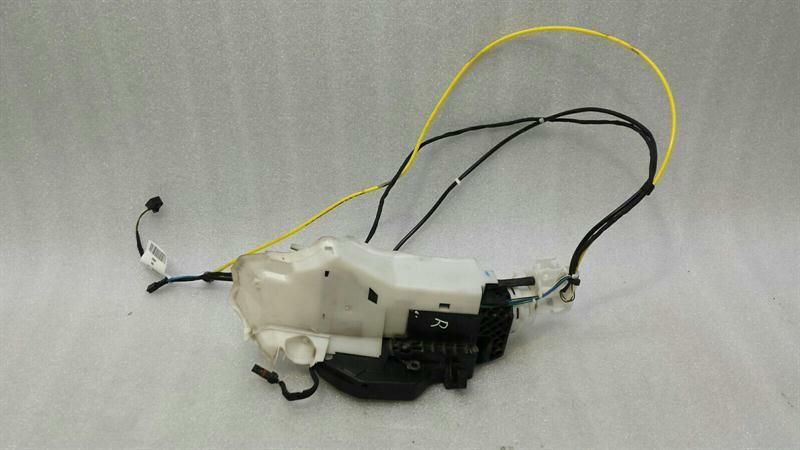 Mercedes SL R230 right door lock A2307200835 door lock right