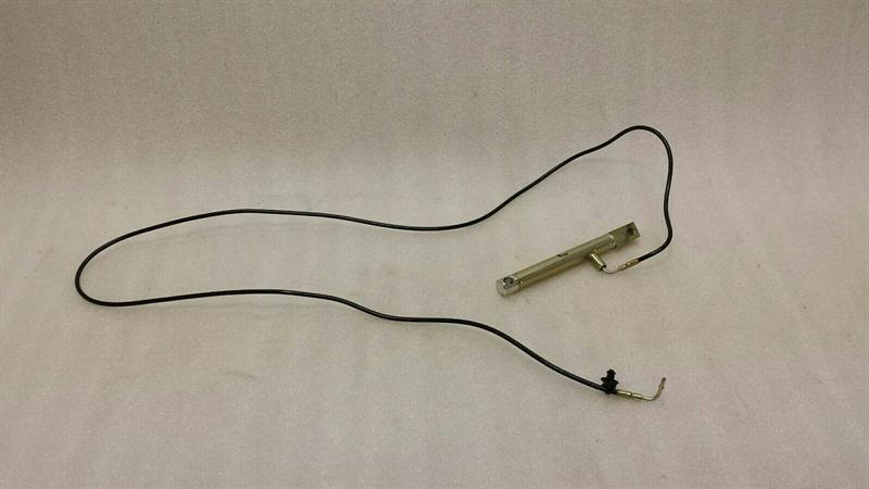 Mercedes-Benz A (W169) MERCEDES SL R230 Hydraulic Cylinder Load Assist A2308001472 Hydraulikzylin Body type: Convertible
Fuel: Petrol