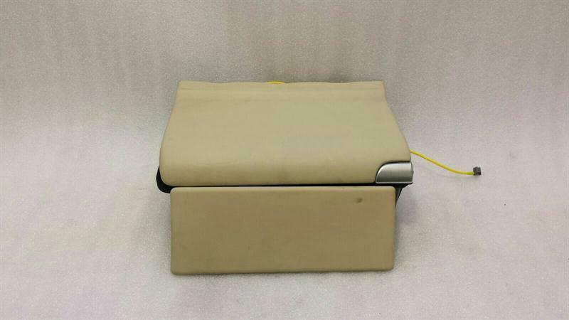 Mercedes-Benz CLA (C174 / C178) Mercedes SL R230 Rear Right Tray A2308100429 Shell Fonf Box Leather Rear Right Body type: Convertible
Fuel: Petrol