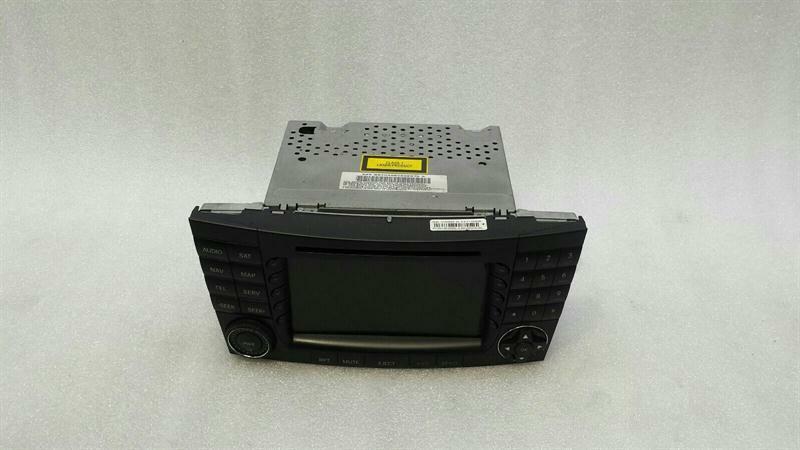 Mercedes-Benz CLS (C219) Mercedes CLS W219 Navigation Monitor A2118202397 Sat Nav Display Screen US Body type: Saloon
Fuel: Petrol