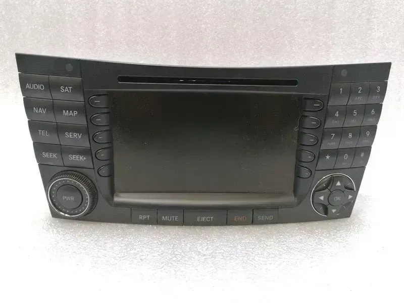 Mercedes-Benz CLS (C219) Mercedes CLS W219 Navigation Monitor A2118204397 Sat Nav Display Picture Shirt USA Body type: Saloon
Fuel: Petrol