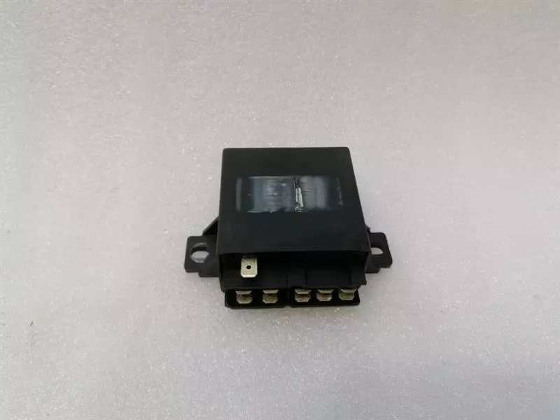 Ferrari 550 Maranello F133 electronic module 253060 windshield wiper control unit