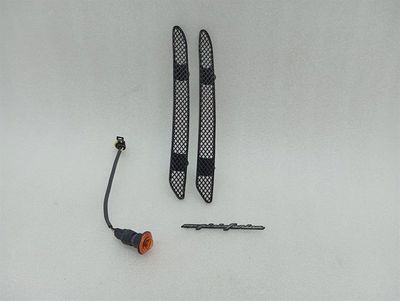 Ferrari 550 Maranello F133 Lewe skrzydło 64657100 Grille 64656900 Przedni błotnik lewy