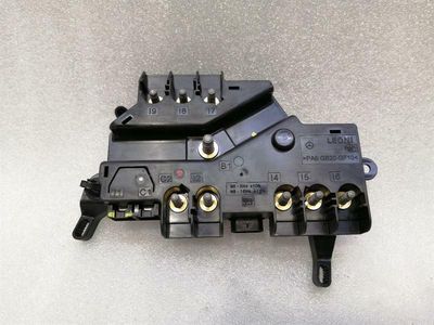 Блок предохранителей Mercedes S-класса W222 A2225402650