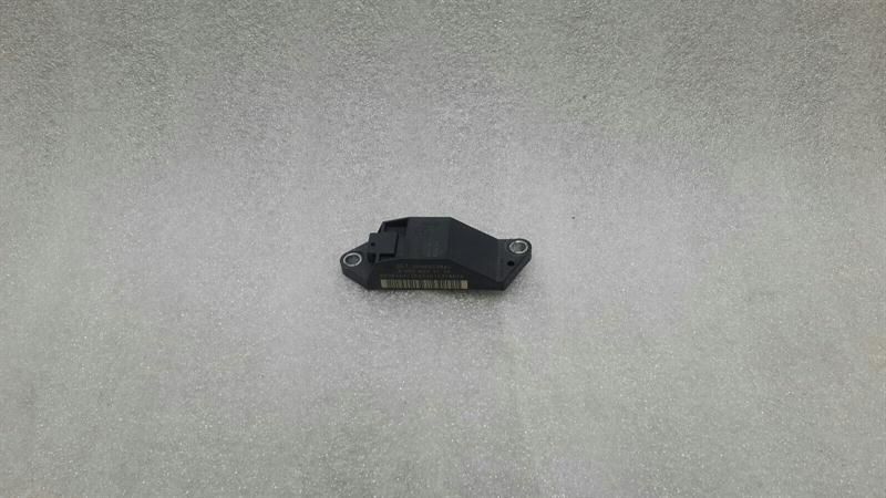 Mercedes SL R230 W211 W219 R171 Crash Sensor A0038204126 Impact Sensor