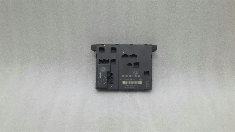 Mercedes SL R230 Right Door Module A2308205826 Door Control Unit Right VR.