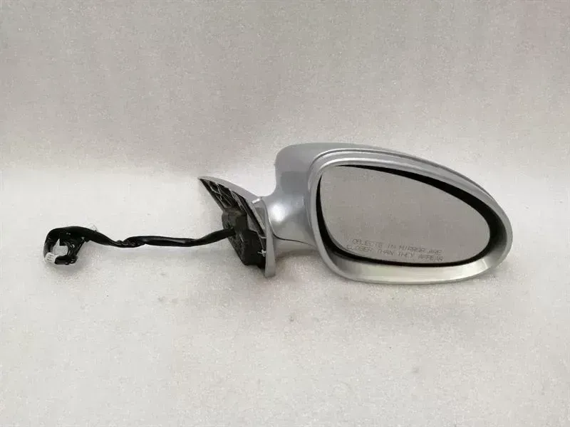 Mercedes-Benz CLS (C219) Mercedes CLS63 W219 right door mirror A2198100276 exterior mirror right Body type: Saloon
Fuel: Petrol