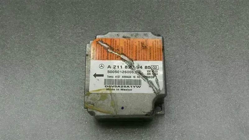 Mercedes-Benz CLS (C219) Mercedes CLS W219 Safety Module ECU A2118209485 Air Control Unit SRS Body type: Saloon
Fuel: Petrol