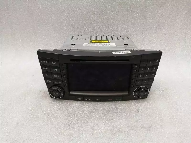 Mercedes-Benz CLS (C257) 2018-2023 MERCEDES CLS W219 CD player A2118700289 audio system controller command sat nav