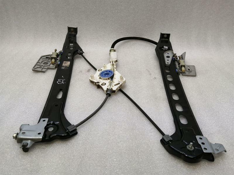 Mercedes-Benz CLS (C257) 2018-2023 Mercedes CLS W219 Left Rear Door Winder A2197300946 Window Regulator Rear Left
