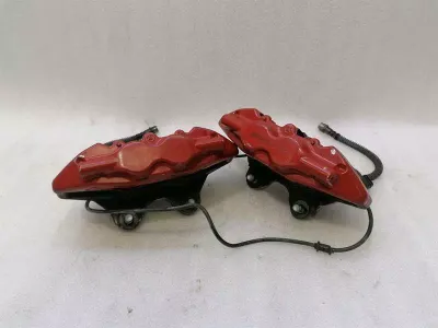 Комплект тормозных суппортов Mercedes CLS55 AMG W219 A0044233598 Комплект суппортов Brembo