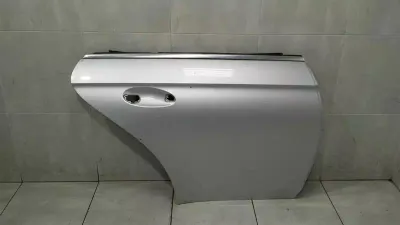 Mercedes CLS W219 labās aizmugurējās durvis A2197300205 durvis aizmugurējās labās 320