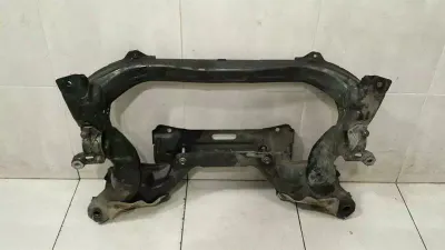 Mercedes CLS W219 sijas apakšrāmis priekšējais A2116201587 priekšējās ass turētājs