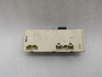 Mercedes S klases W221 laivas vāka modulis A2218703995 bagāžnieka vadības bloks