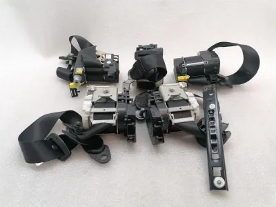 Ensemble de ceintures de sécurité Mercedes Classe S W221 A2218606785