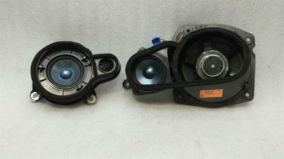 Комплект високоговорители за дясна врата Mercedes CL W216 от 2 A2168200602 Комплект високоговорители L7