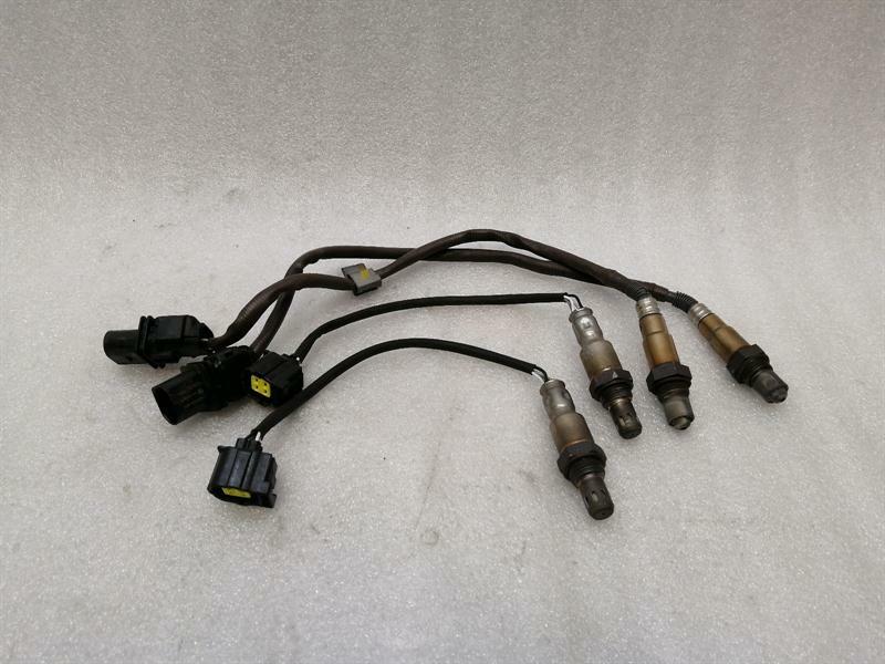 Mercedes-Benz A (W176) Mercedes E63 AMG W212 LAMBDA SENSOR SET OF 4 A0065422018 HO2S set M157 Body type: Saloon
Fuel: Petrol
