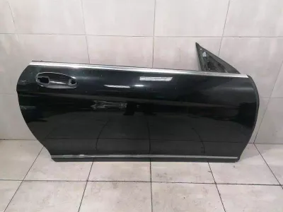 Mercedes CL W216 labās priekšējās durvis A2167200205 durvis priekšējās labās