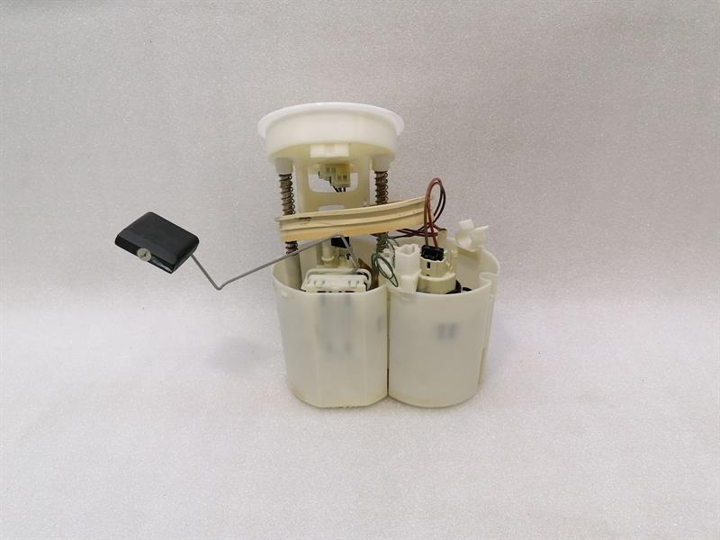 Mercedes-Benz CLS (C219) AMG MERCEDES CLS W219 Fuel Pump Electric A2114701794 Fuel Pump E55 CLS55 Body type: Saloon
Fuel: Petrol