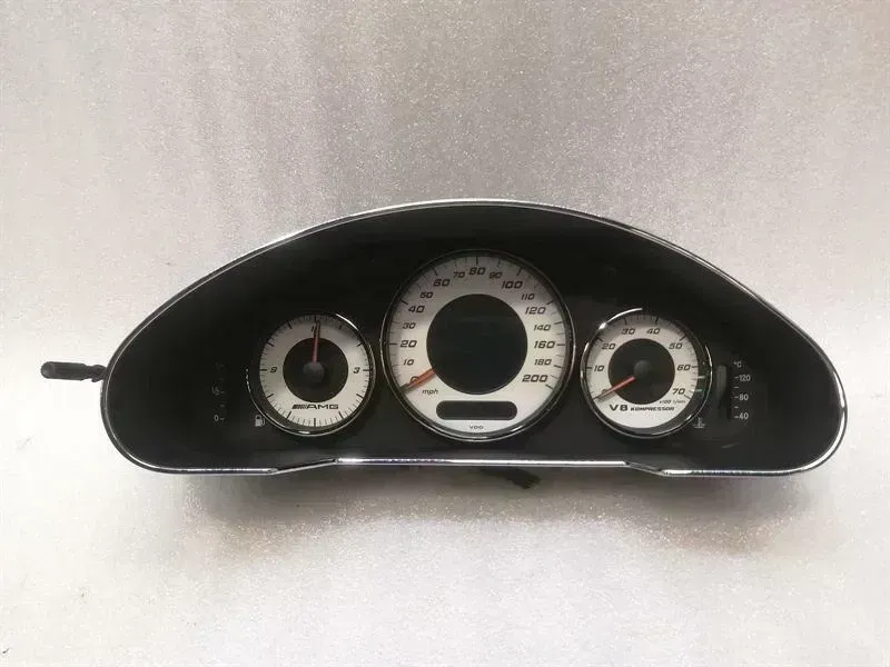 Mercedes-Benz CLS (C219) Mercedes W219 Instrument Cluster A2195405111 Speedometer AMG V8 CLS55 E55 MPH Body type: Saloon
Fuel: Petrol