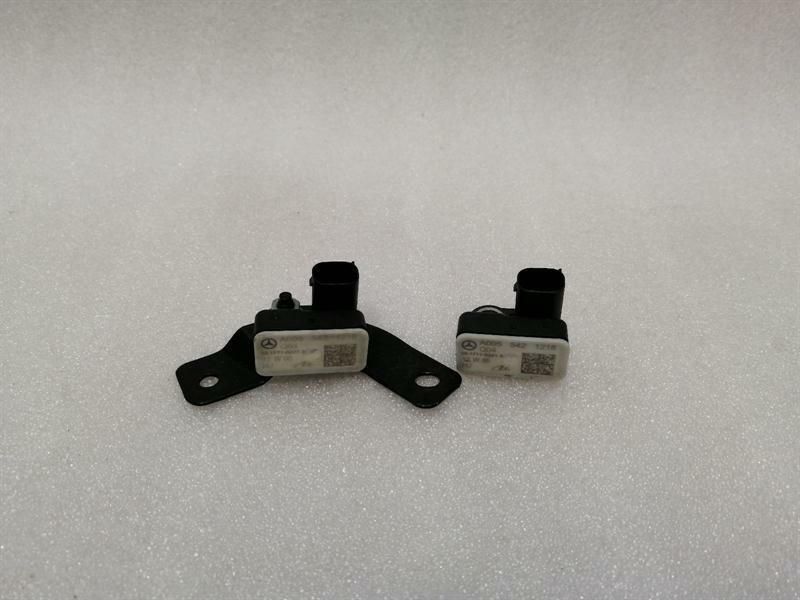 Mercedes CLS W218 Crash Sensor Set A0055421218 Impact Sensor SRS Set