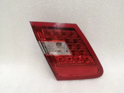 Mercedes E Klasa W212 Lewa tylna lampa A2129060158 RHD Kierownica po prawej stronie