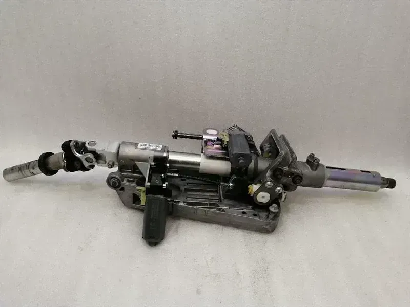 Mercedes-Benz A (W176) Mercedes E Class W212 E63 AMG Steering Column A2124602616 Steering Column Body type: Saloon
Fuel: Petrol