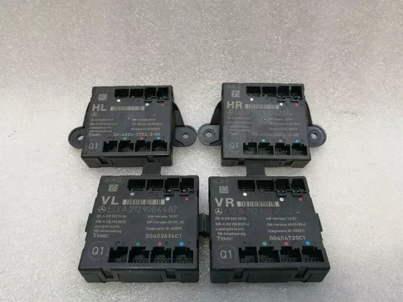 Mercedes-Benz A (W176) Mercedes E Class W212 Door Module Set of 4 A2129004502 Door Control Unit Set Body type: Saloon
Fuel: Petrol