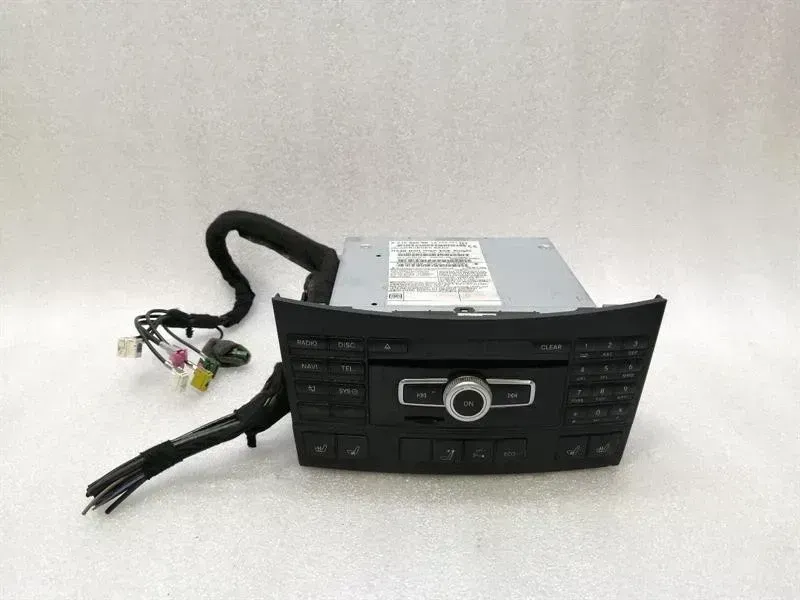 Mercedes-Benz A (W176) Mercedes E Class W212 High Unit ECE COMAND A2129005514 Audio System Controller Body type: Saloon
Fuel: Petrol